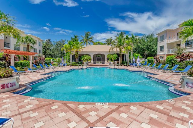 9303 W Myrtlewood Cir Circle W, Palm Beach Gardens, FL 33418