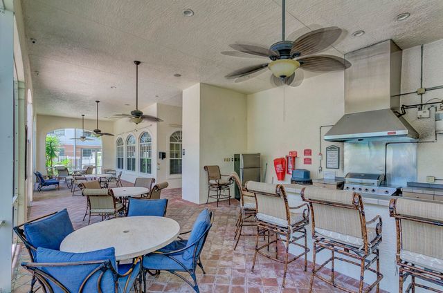 9303 W Myrtlewood Cir Circle W, Palm Beach Gardens, FL 33418
