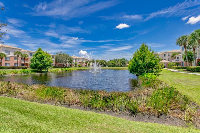 9303 W Myrtlewood Cir Circle W, Palm Beach Gardens, FL 33418