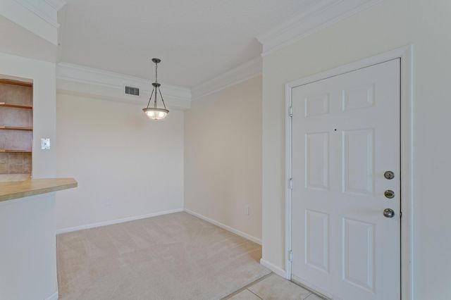 9303 W Myrtlewood Cir Circle W, Palm Beach Gardens, FL 33418