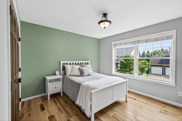 16895 Dynamic Drive, Lakeville, MN 55044