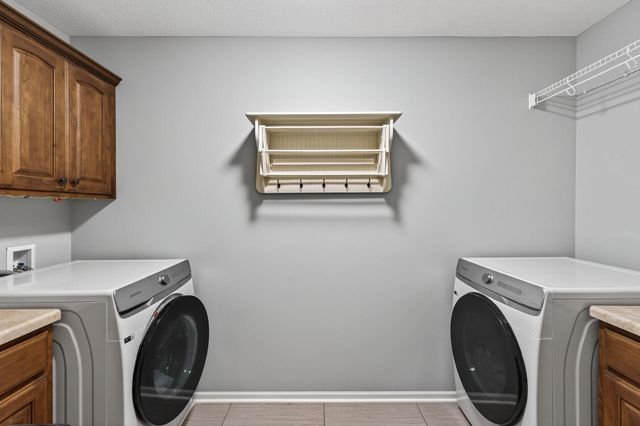 16895 Dynamic Drive, Lakeville, MN 55044