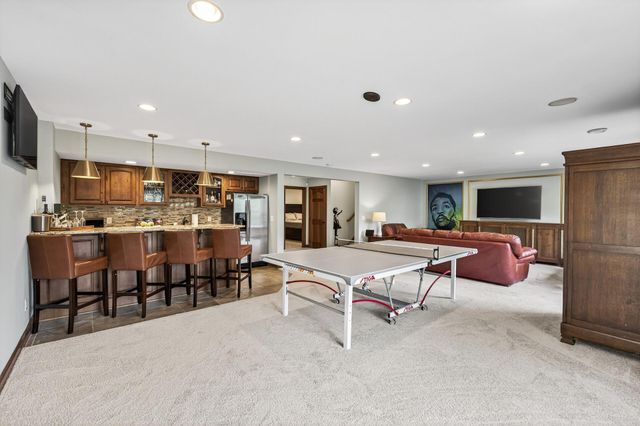 16895 Dynamic Drive, Lakeville, MN 55044