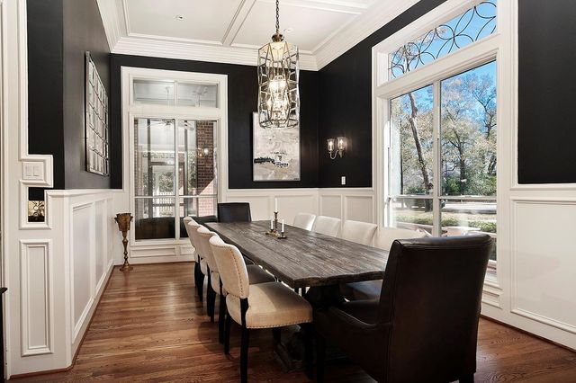 38 Grogans Point Road, The Woodlands, TX 77380