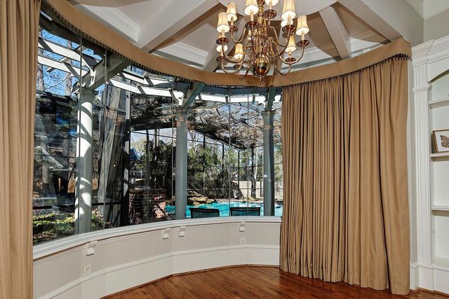 38 Grogans Point Road, The Woodlands, TX 77380