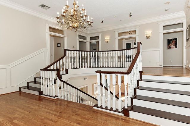 38 Grogans Point Road, The Woodlands, TX 77380