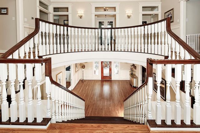 38 Grogans Point Road, The Woodlands, TX 77380