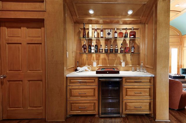 38 Grogans Point Road, The Woodlands, TX 77380