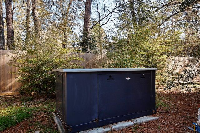 38 Grogans Point Road, The Woodlands, TX 77380