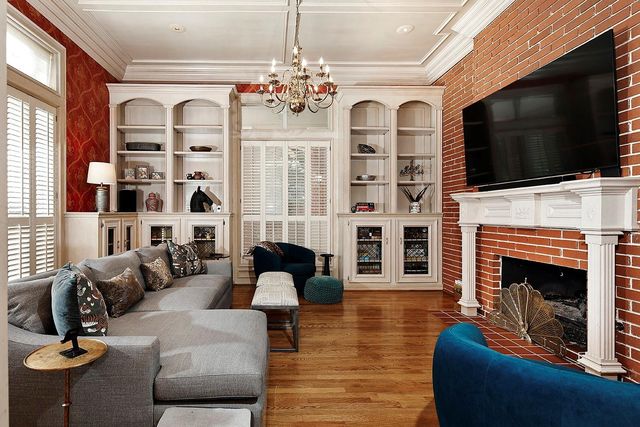 38 Grogans Point Road, The Woodlands, TX 77380