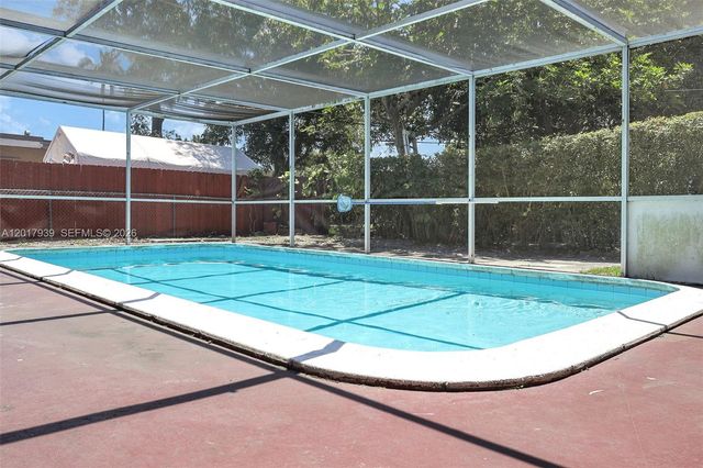 3405 E Shore Rd, Miramar, FL 33023