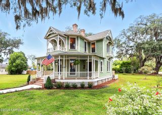 700 WALNUT Street, Green Cove Springs, FL 32043
