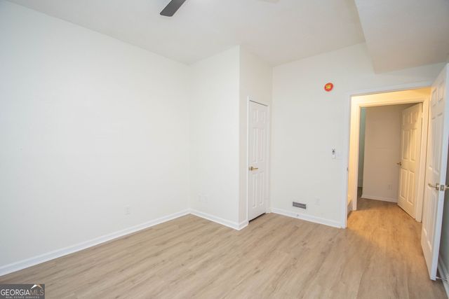 240 Hearthstone Drive W, Newnan, GA 30263