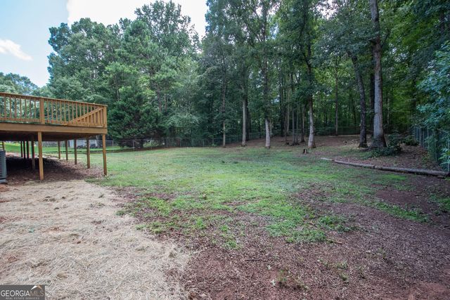 240 Hearthstone Drive W, Newnan, GA 30263