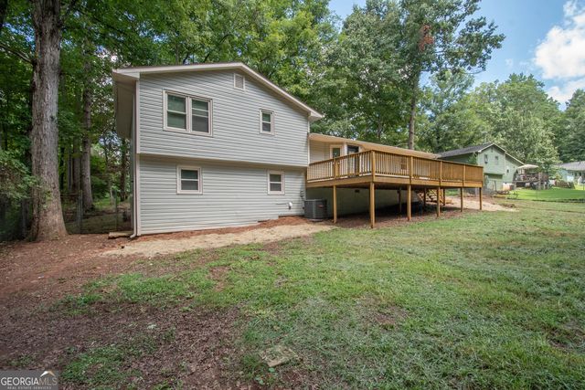 240 Hearthstone Drive W, Newnan, GA 30263