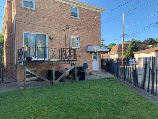 6217 W Huntington Street 2, Chicago, IL 60646