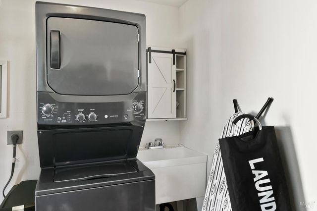 1171 Mountain View Ave, St. Helena, CA 94574