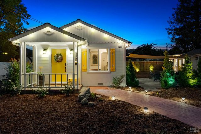 1171 Mountain View Ave, St. Helena, CA 94574