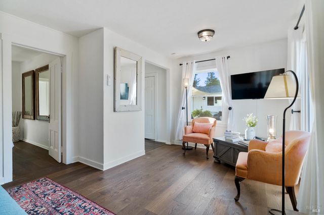 1171 Mountain View Ave, St. Helena, CA 94574