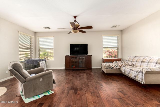 5210 W PEDRO Lane, Laveen, AZ 85339