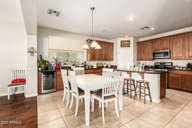 5210 W PEDRO Lane, Laveen, AZ 85339