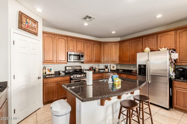 5210 W PEDRO Lane, Laveen, AZ 85339