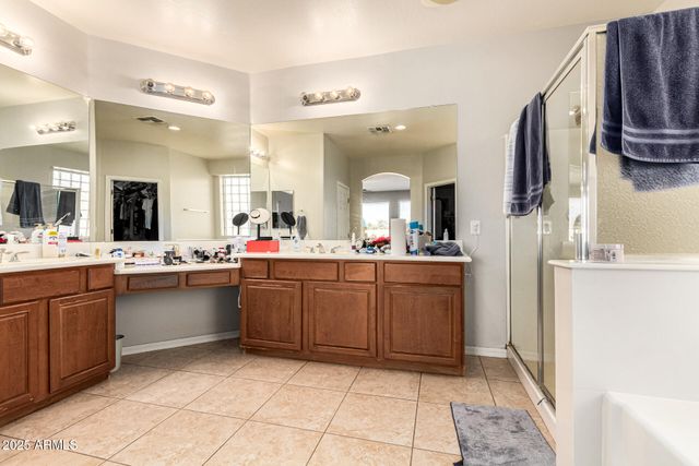 5210 W PEDRO Lane, Laveen, AZ 85339