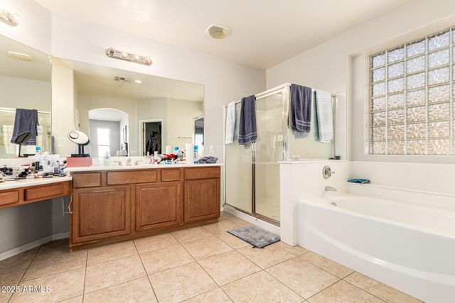 5210 W PEDRO Lane, Laveen, AZ 85339