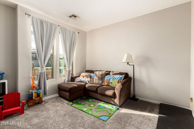 5210 W PEDRO Lane, Laveen, AZ 85339