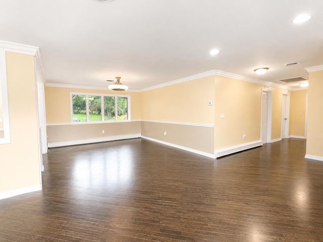 2612 Amsterdam Road, Villa Hills, KY 41017