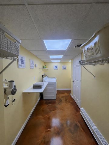 2612 Amsterdam Road, Villa Hills, KY 41017