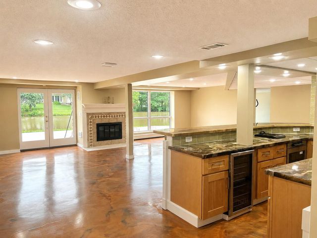 2612 Amsterdam Road, Villa Hills, KY 41017