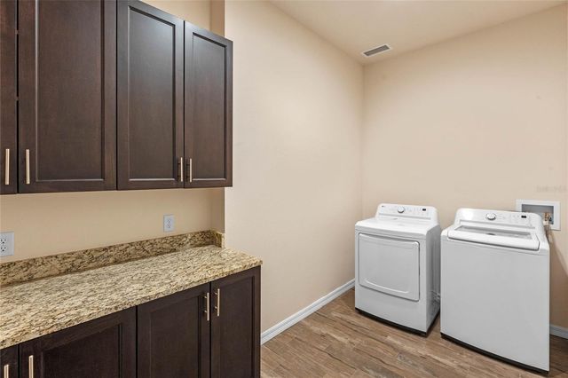 1943 SIPES AVENUE, Sanford, FL 32771