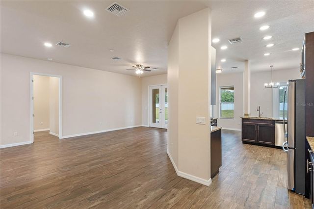 1943 SIPES AVENUE, Sanford, FL 32771