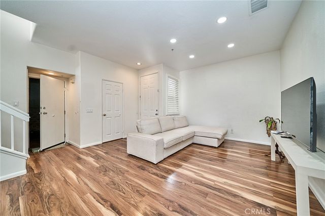 243 Seacountry ln, Rancho Santa Margarita, CA 92688