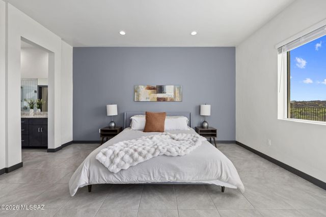 9820 S Rolling Water Drive, Vail, AZ 85641