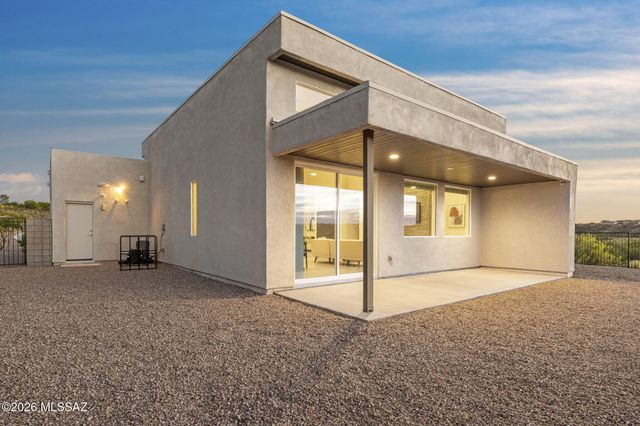 9820 S Rolling Water Drive, Vail, AZ 85641