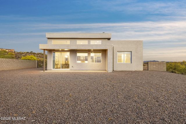 9820 S Rolling Water Drive, Vail, AZ 85641