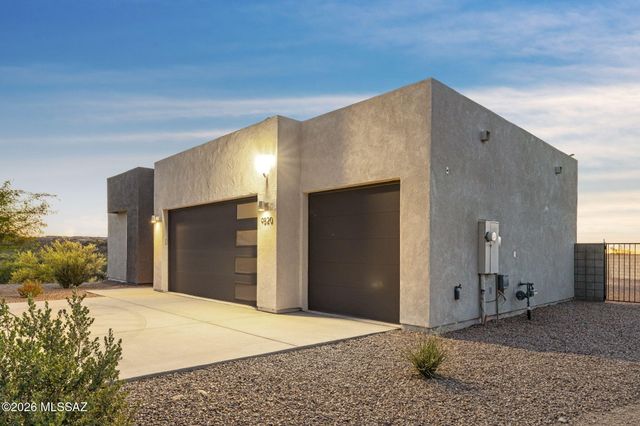 9820 S Rolling Water Drive, Vail, AZ 85641