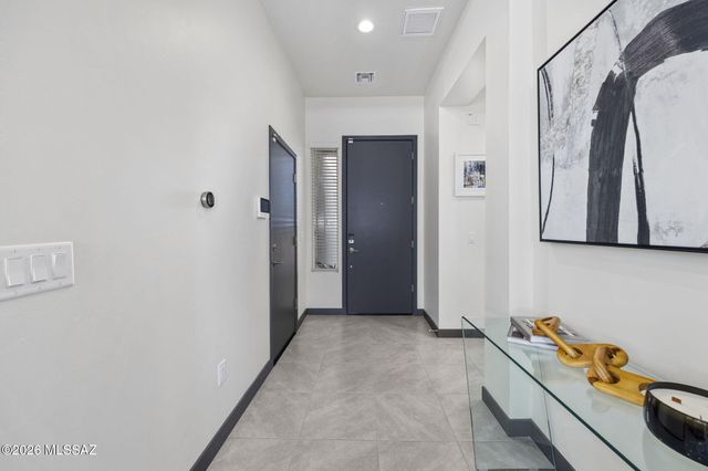 9820 S Rolling Water Drive, Vail, AZ 85641
