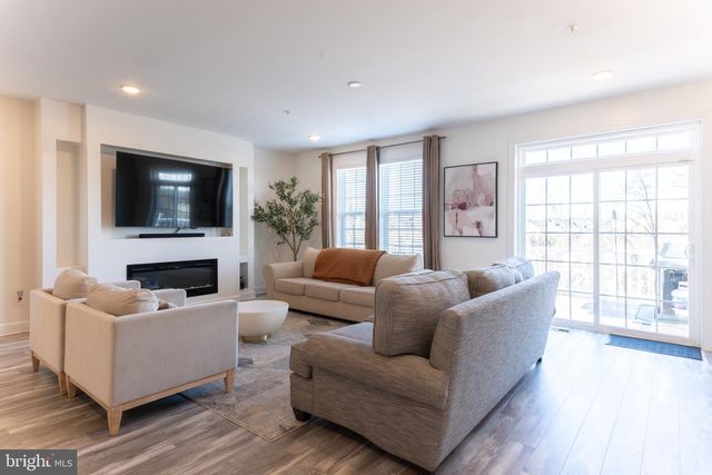 9722 GLASSY WAY, Upper Marlboro, MD 20772