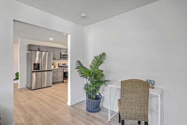 702 N Palmetto Street, Summerville, SC 29483