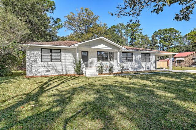 702 N Palmetto Street, Summerville, SC 29483