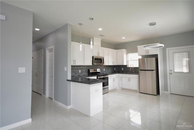 1702 Angelina Drive 4, San Juan, TX 78589