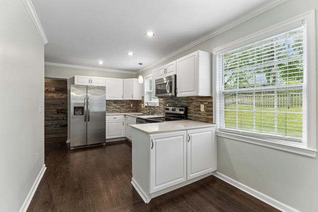 2311 McGavock Pike, Nashville, TN 37216