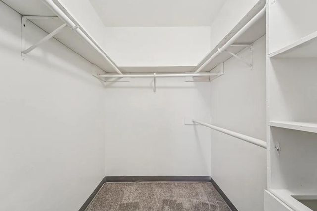 2815 Greenridge Drive 2-053, North Houston, TX 77057