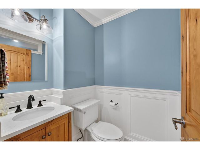 16 Mountain Pine Dr, Littleton, CO 80127