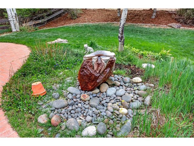 16 Mountain Pine Dr, Littleton, CO 80127