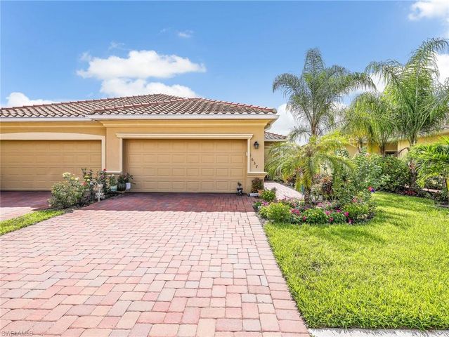 1637 Alameda DR, Naples, FL 34120