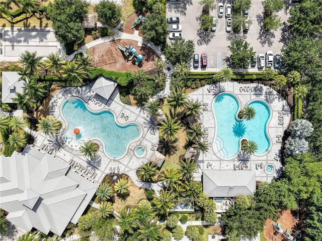 1637 Alameda DR, Naples, FL 34120